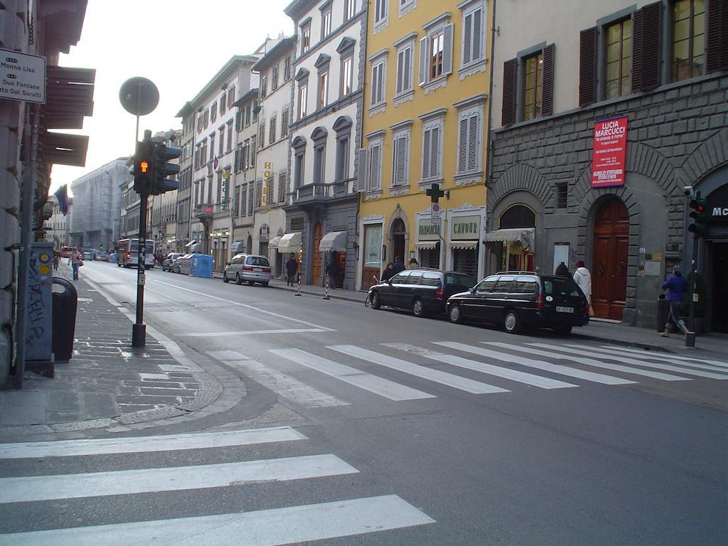 Appartamento Alfanihouse Florencja Zewnętrze zdjęcie